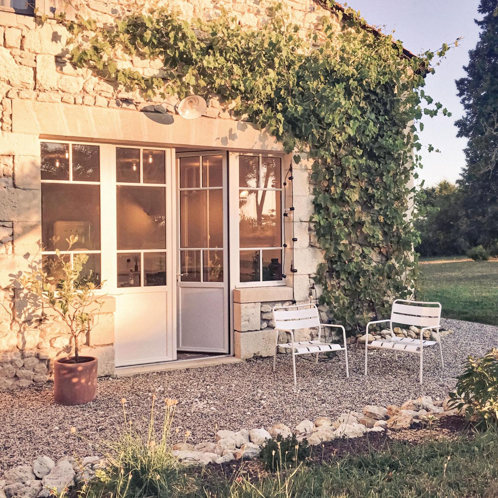 La Nuit & Le Jour Acomodação com café da manhã Vertheuil-en-Médoc Exterior foto